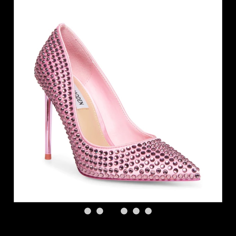 Brand New Size 11M Steve Madden Rhinestone Pumps 4 inch Heel.